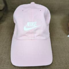 Nike Heritage86 ピンク キャップ S/Mのサムネイル