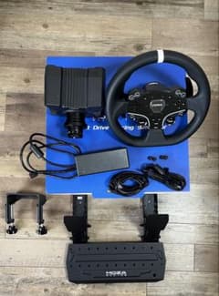 MOZA RACING R5 2ペダル ステアリングホイールコントローラー - メルカリ