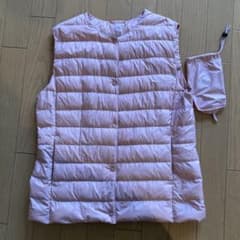 UNIQLO ULTRA LIGHT DOWN L ピンクのサムネイル