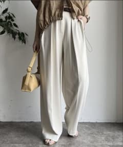 【新品】DouDou ダブルタックワイドパンツのサムネイル