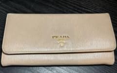 PRADA 長財布 ベージュのサムネイル