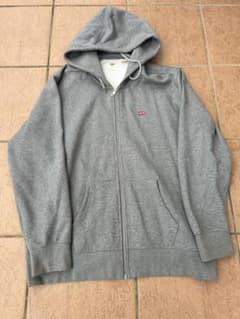 【古着】Levi's ジップアップパーカー グレーのサムネイル