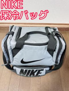 NIKE 保冷バッグのサムネイル
