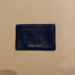 miu miu  定期入れのサムネイル