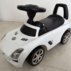 Mercedes-Banz SLS AMG 足けり乗用 おもちゃのサムネイル