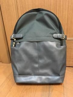 美品 オシャレなリュック 男女兼用のサムネイル