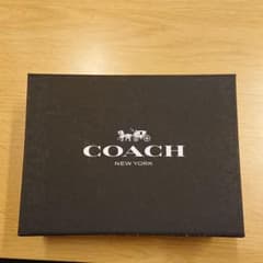 COACH空箱 元パスケースの箱のサムネイル