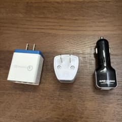 【お買い得】旅行・車載用 USB充電器 3点セット（急速充電器・変換プラグ）のサムネイル
