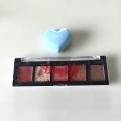 nicola チーク＆ハイライトキーチェーン Daylifeメイクパレットセットのサムネイル