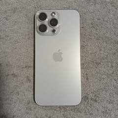 美品 ケース付き iPhone15 ProMAX 256GB ナチュラルのサムネイル
