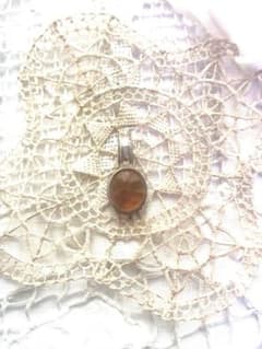 Vintage pendant top with amber and sterling silver (925) antique design