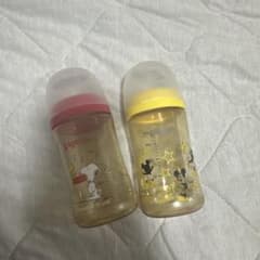 哺乳瓶のサムネイル