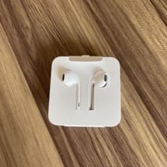 iPhone 純正イヤホンのサムネイル