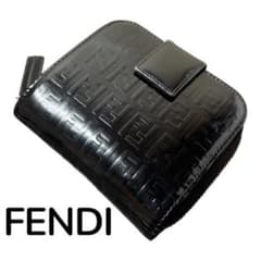 フェンディ FENDI ズッカ柄 二つ折り財布 ブラック ミニ財布 ジッピー