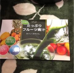 めっちゃたっぷりフルーツ青汁reikei様専用2つのサムネイル