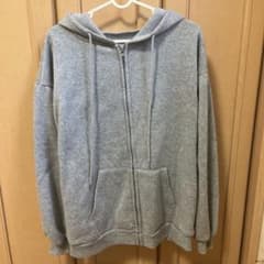 パーカーグレーMのサムネイル