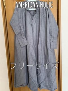 未使用 American holic ハイネックショルダーギャザーワンピースのサムネイル