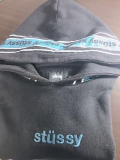 ステューシー stussy  パーカー 完売品 レアのサムネイル