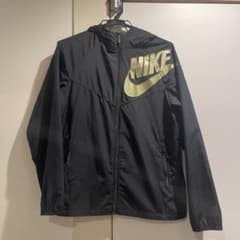 キッズNike パッカブルジャケット 黒　Lサイズのサムネイル