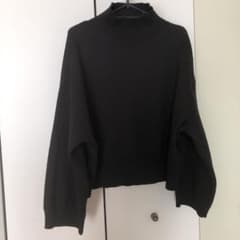 新品　ジーナシス　黒ニットのサムネイル