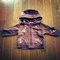 babygap刺繍入りパーカーのサムネイル