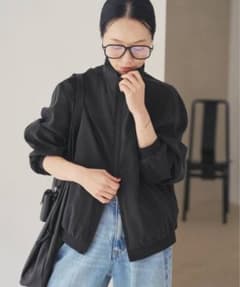 【新品未使用】plage Light ブルゾン　ブラックのサムネイル