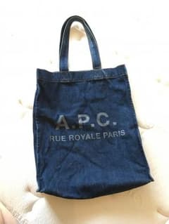 meg様専用バック【A.P.C】のサムネイル
