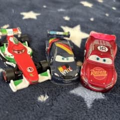 カーズ ミニカー 3台セットのサムネイル
