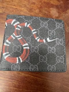 GUCCI GGスプリーム キングスネーク 二つ折り財布 - メルカリ