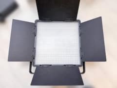 LEDスタジオライト CN-1200CHS・CN-600CSA 2灯セット - メルカリ