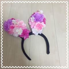 【新品未使用】うさ耳 カチューシャ お花のサムネイル
