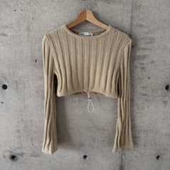 ZARA クロップド丈 リブニット ベージュ Sのサムネイル