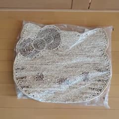 ハローキティ　とうもろこし、ガマ草の絨維のサムネイル