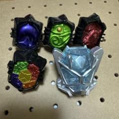 仮面ライダーウィザードリング 16個セットのサムネイル