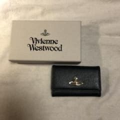 ヴィヴィアンウエストウッド Vivienneのサムネイル