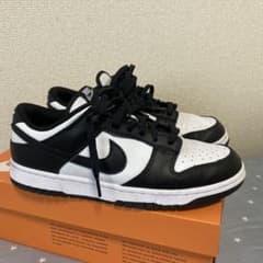 ナイキ ダンク ロー ブラック ホワイトのサムネイル
