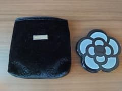 CLATHAS カメリア柄ミラー＆ポーチセットのサムネイル