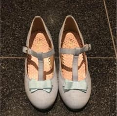 りぃた様専用☆ キッズ パンプスのサムネイル