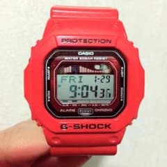 G-SHOCK  赤のサムネイル