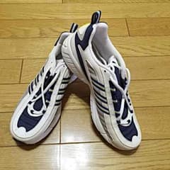 新品未使用 adidasシューズ24cmのサムネイル