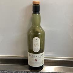 Lagavulin 8年 700ml 空ボトル箱あり - メルカリ
