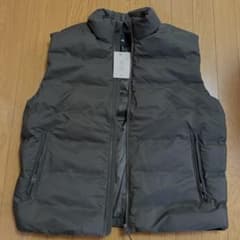 未使用　H&M ダウンベストのサムネイル