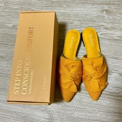 VIVAIA  サンダル　新品未使用　オレンジのサムネイル
