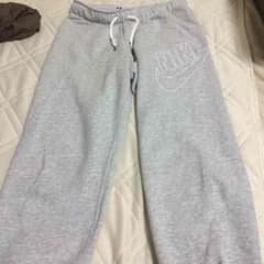 ナイキ スウェットのサムネイル