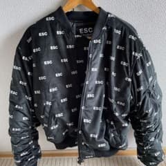 新品！esc studio 短丈ブルゾン　韓国ファッション クロップド