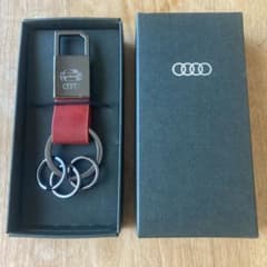 新品未使用 Audiアウディ キーリング キーホルダー ノベルティのサムネイル
