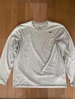 NIKEロンTグレー Lサイズのサムネイル