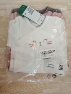 H&Ｍ　ロンパースのサムネイル