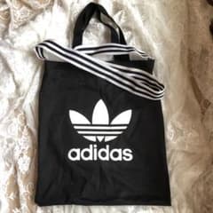 adidas ショルダーバッグのサムネイル