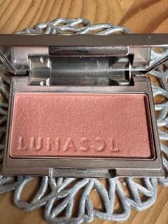 LUNASOL チークコンパクト ピンク系のサムネイル